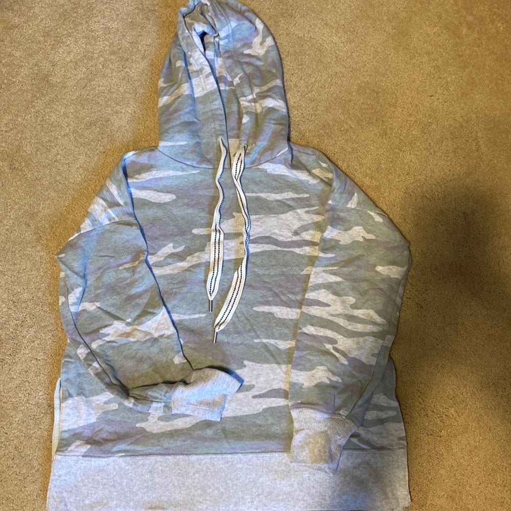 Aerie camo sweatshirt